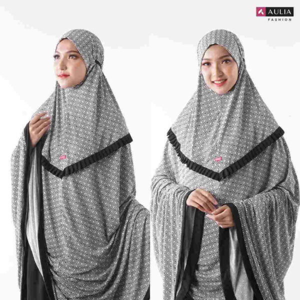 Set Mukena Mecca Diagonal Monokrom by Aulia Fashion 2