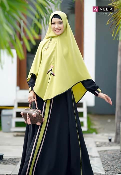 baju muslim warna hitam terbaru